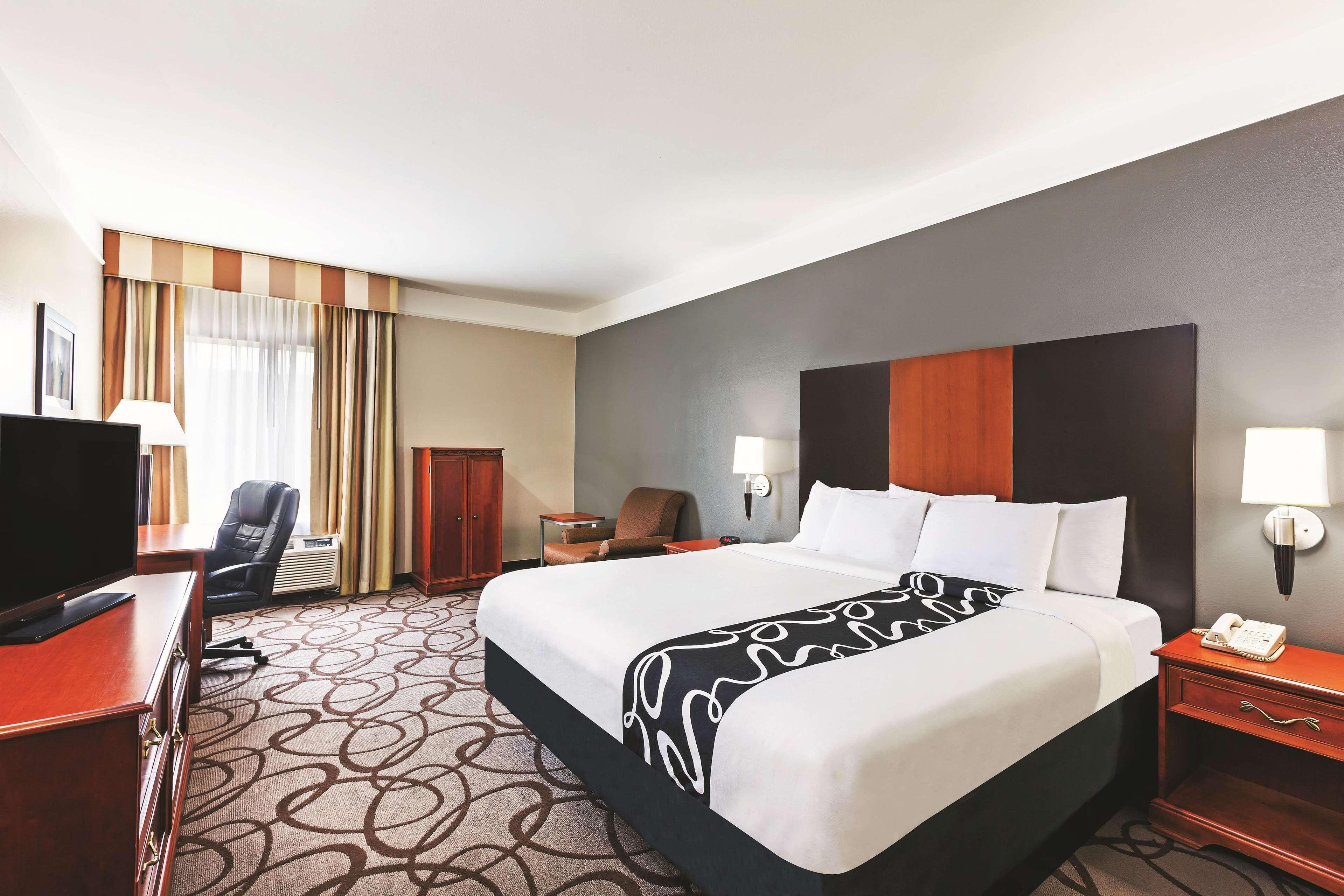 Hotel La Quinta By Wyndham Granbury Zewnętrze zdjęcie
