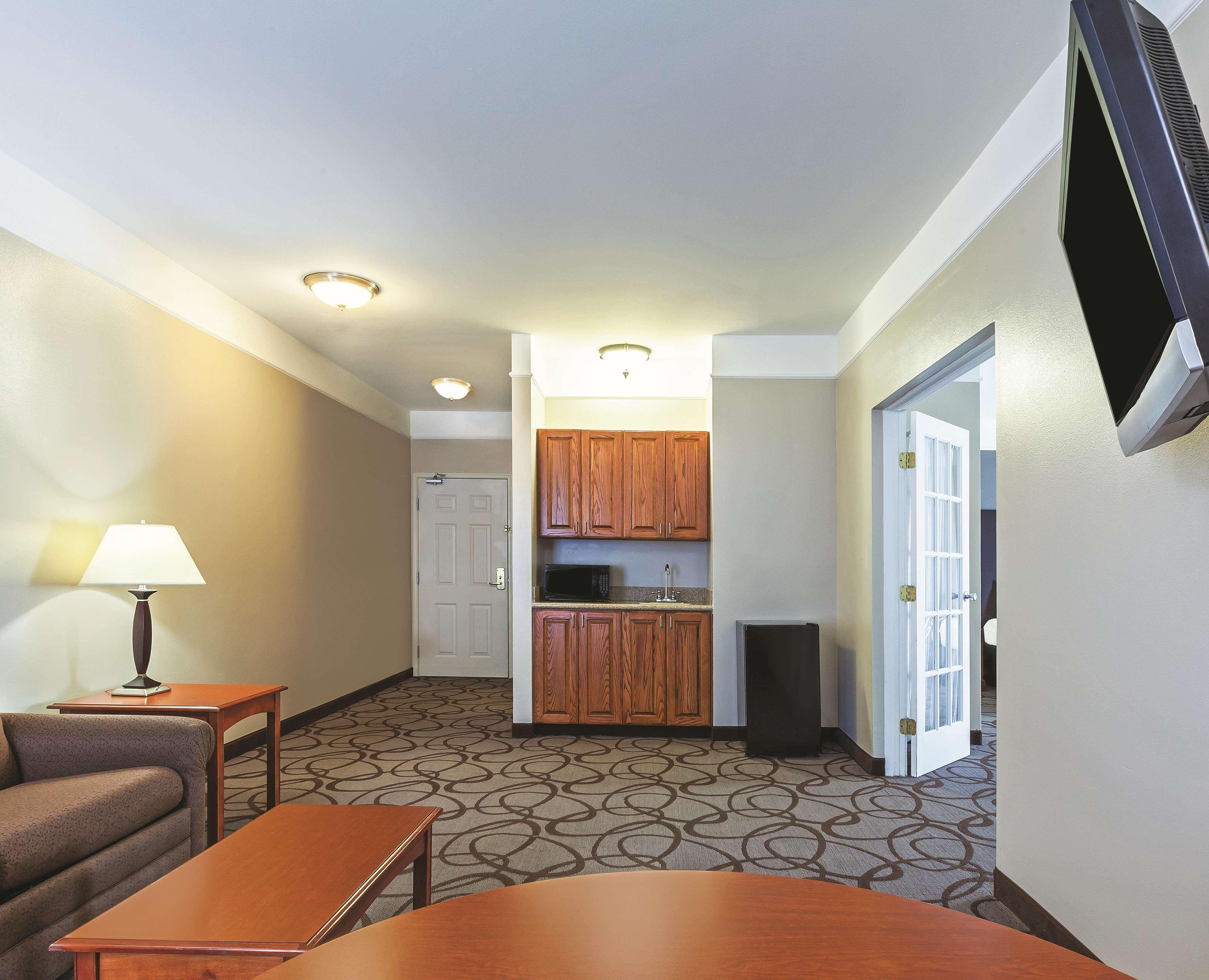 Hotel La Quinta By Wyndham Granbury Zewnętrze zdjęcie