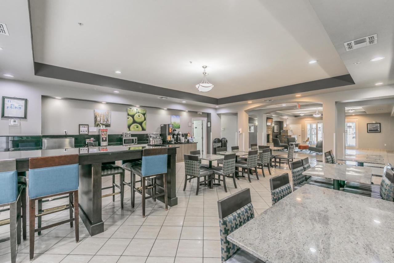 Hotel La Quinta By Wyndham Granbury Zewnętrze zdjęcie